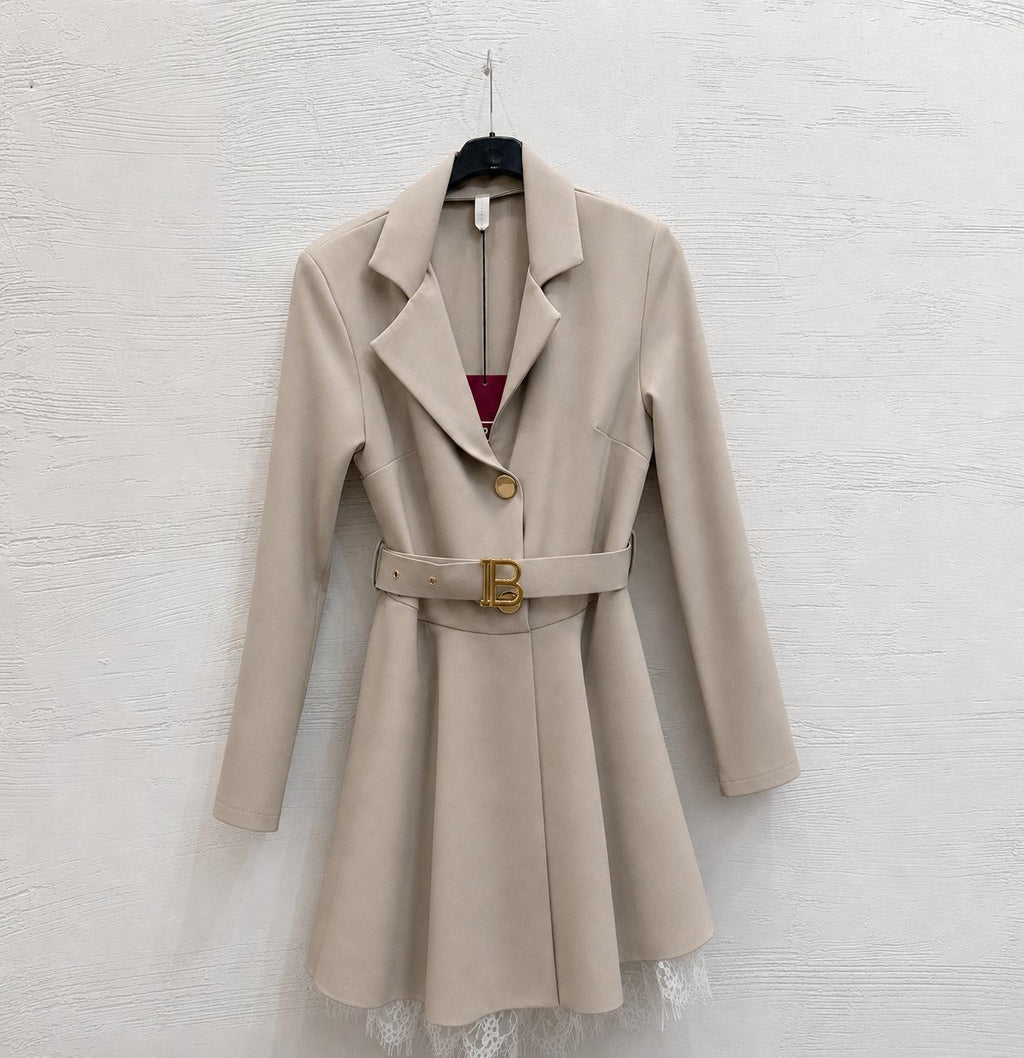 Abito Blazer con Gonna a Ruota e Pizzo Taupe