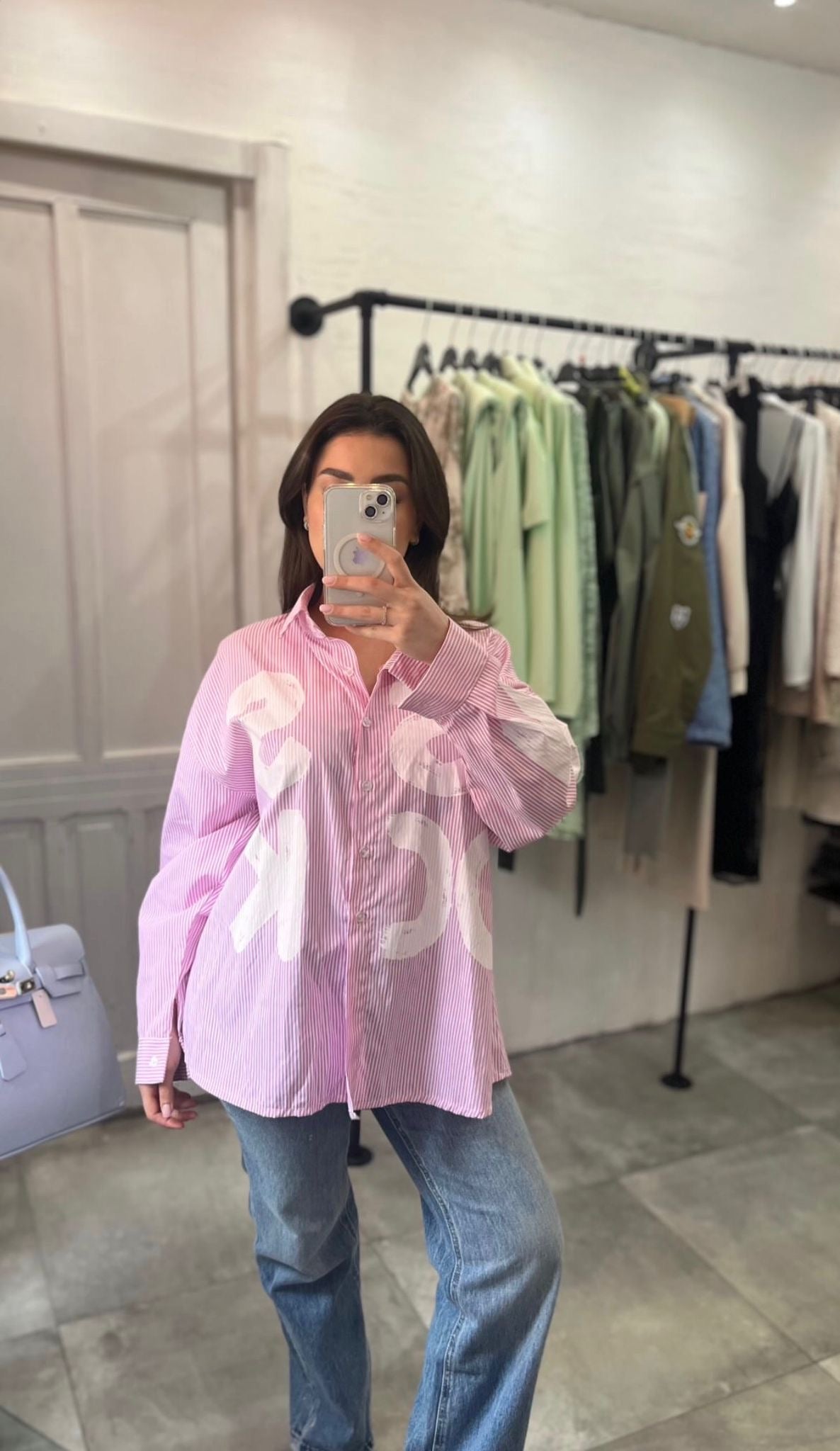 Camicia Oversize Rosa con Maxi Scritte
