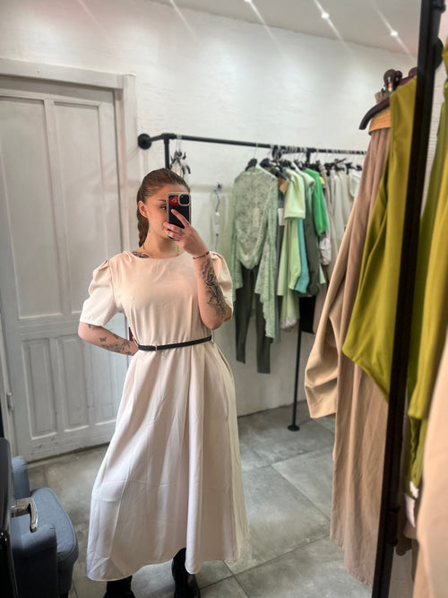 Abito Midi Beige con Maniche a Sbuffo