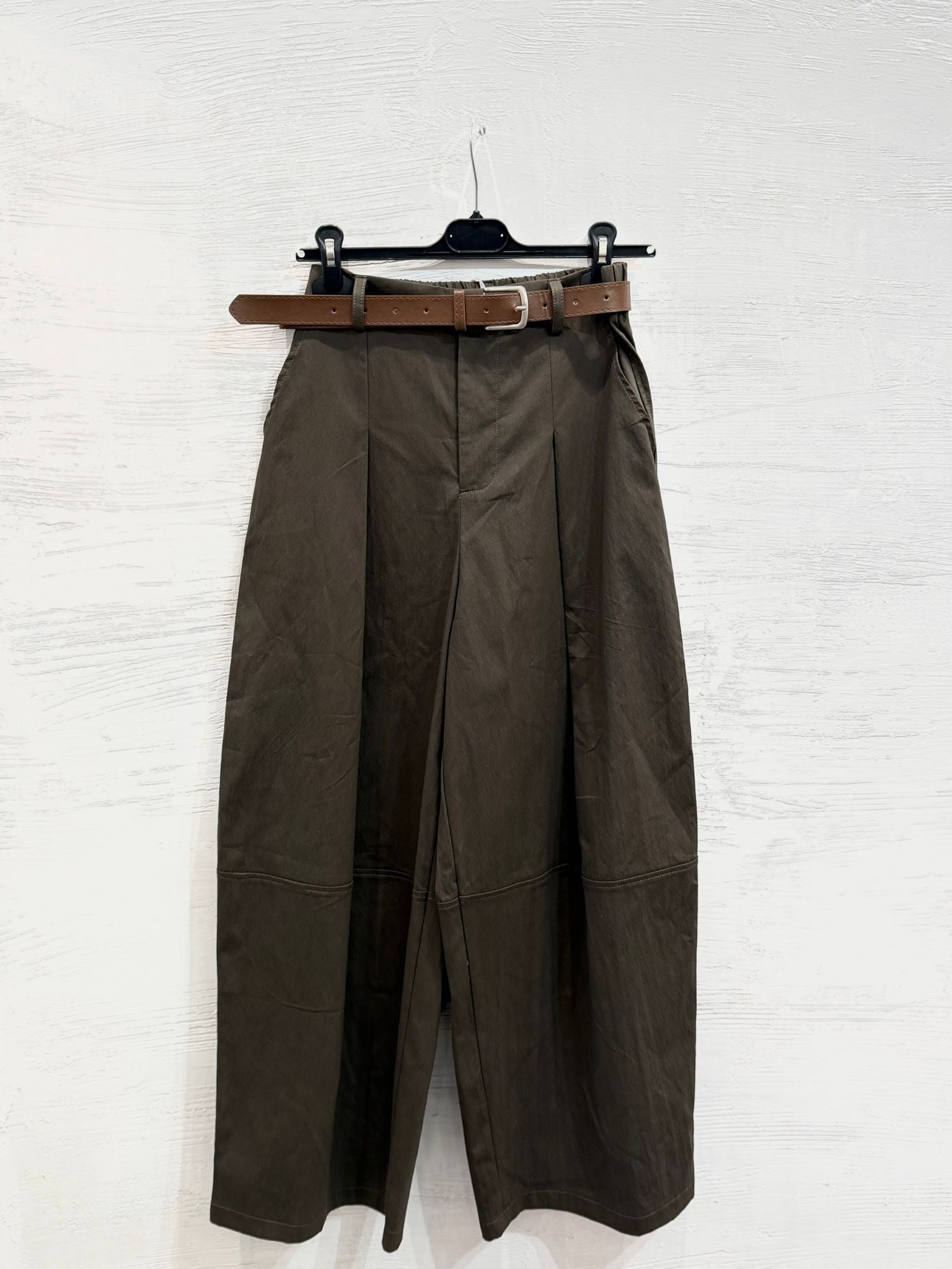 Pantaloni marroni Wide-Leg a Vita Alta con Cintura