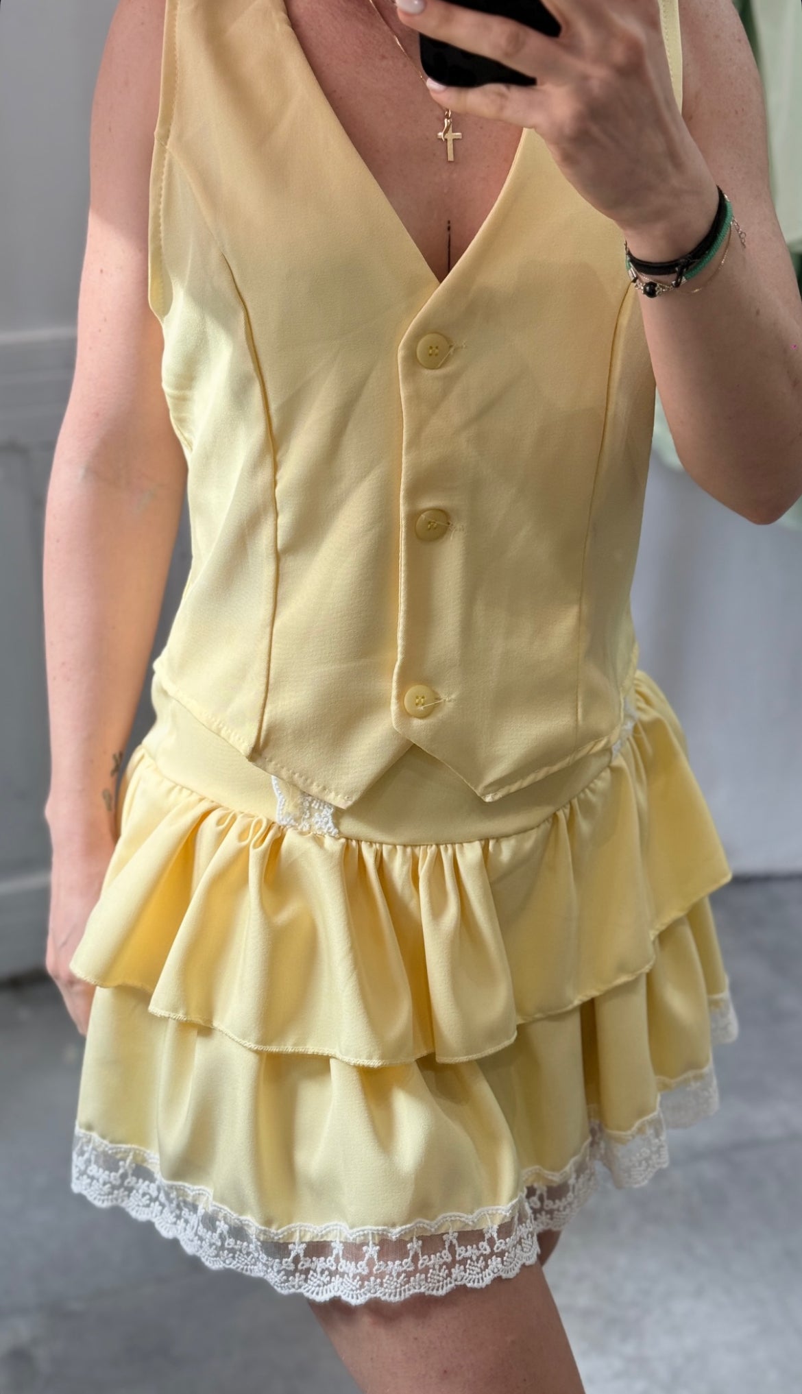 Coordinato Corto Giallo Sole con Pizzo