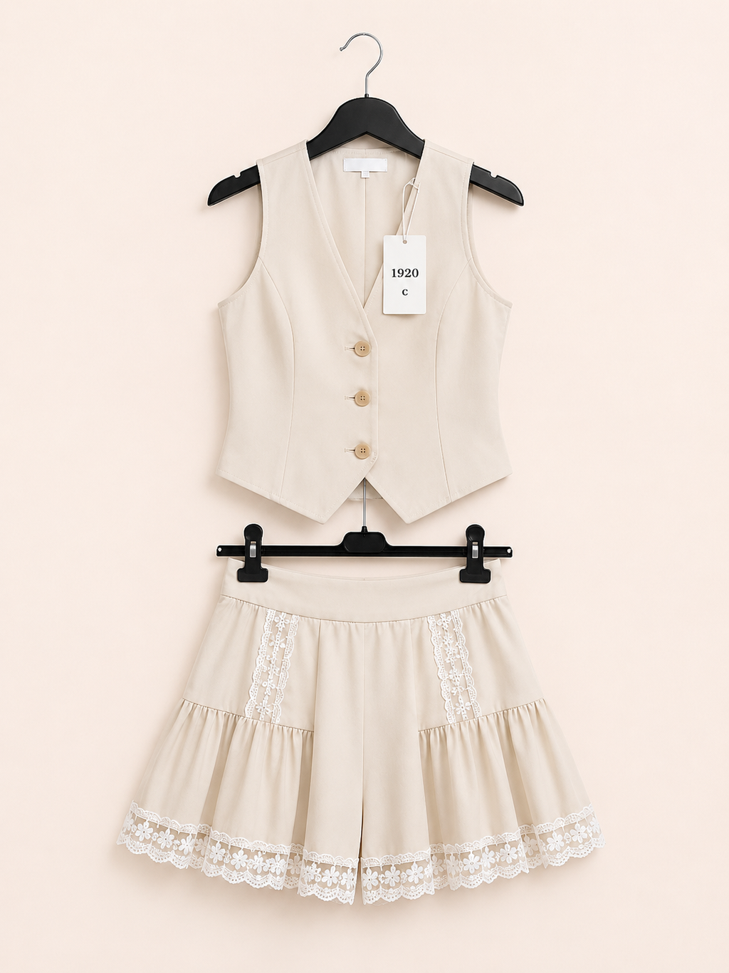 Coordinato Gilet e Gonna Volant, Crema