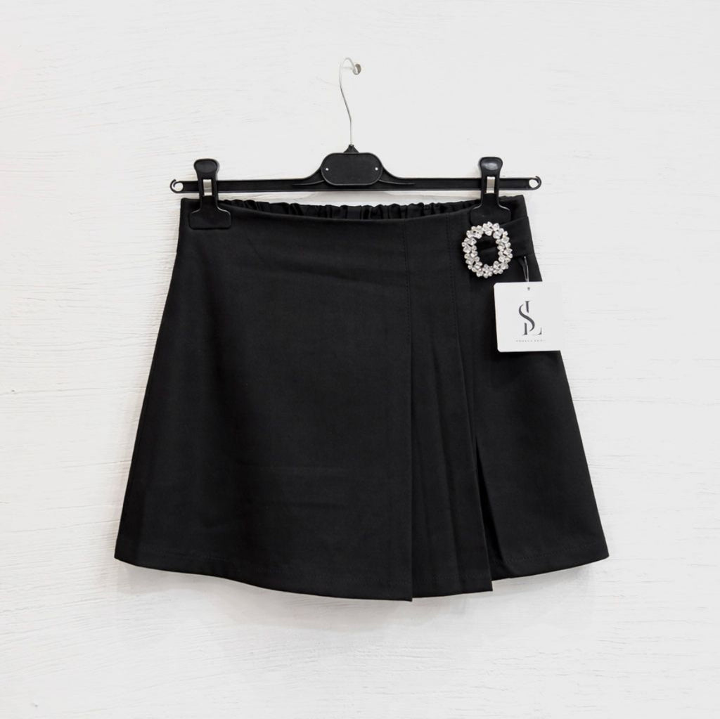 Gonna Pantalone Nera con Dettaglio Gioiello