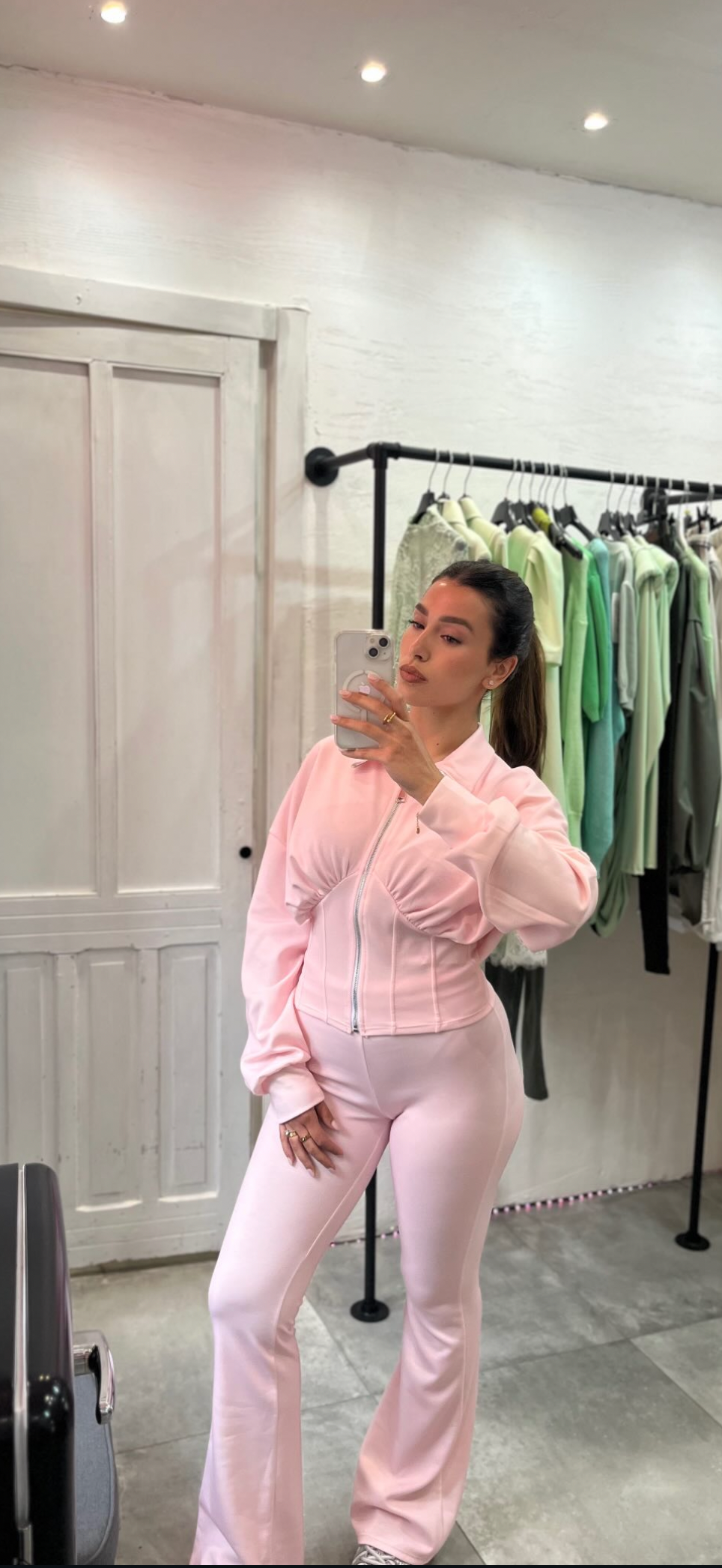 Coordinato Rosa Confetto con Zip e Pantaloni Flare