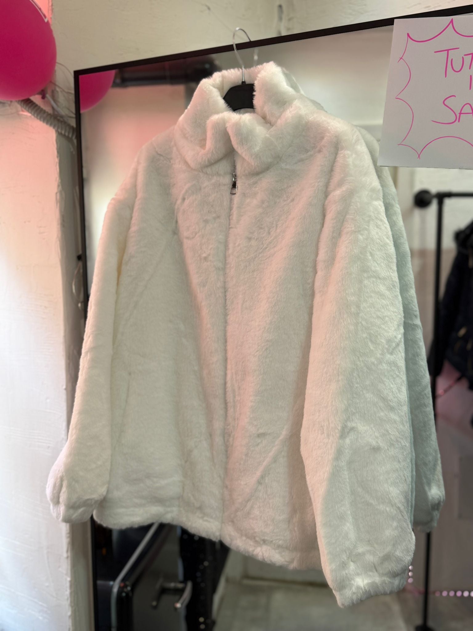 Giacca/felpa in pelliccia sintetica con collo alto