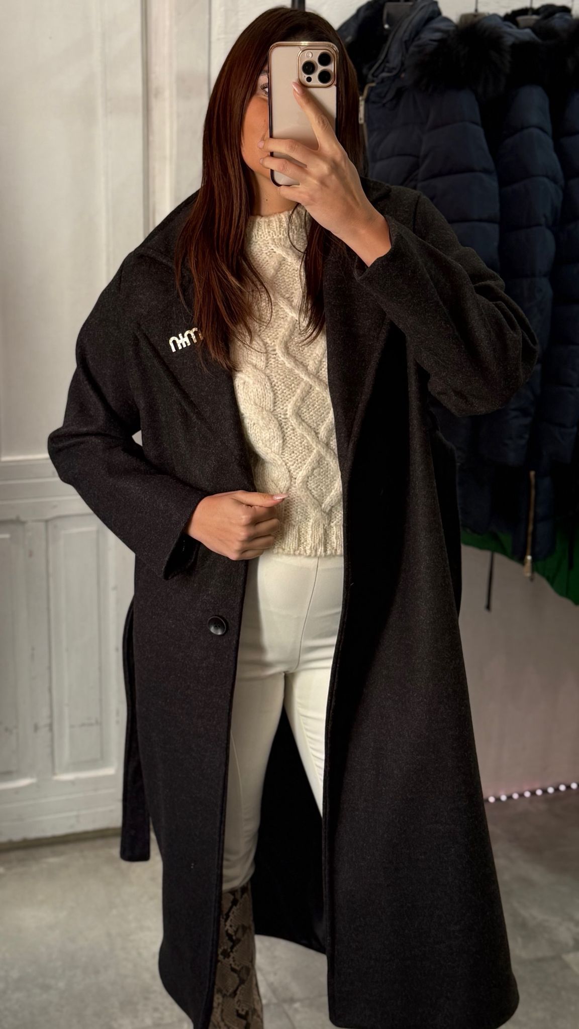 Capotto con spilla ( taglia unica )