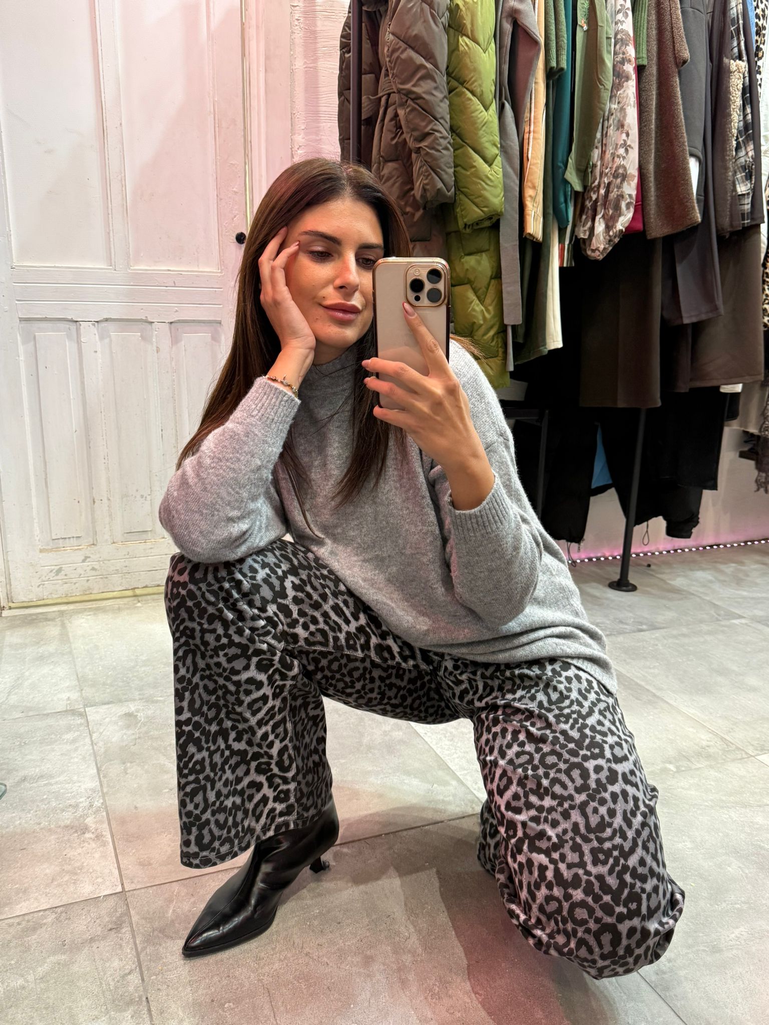 Jeans over a vita alta maculati