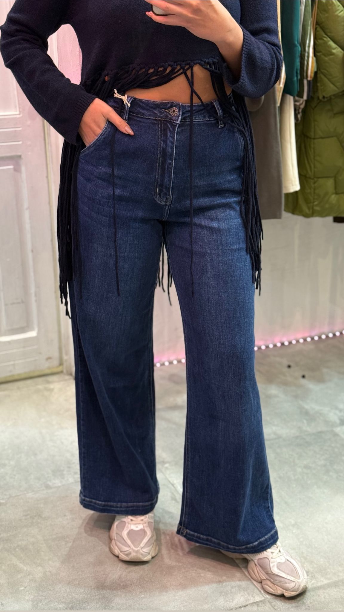 Jeans a vita alta a palazzo