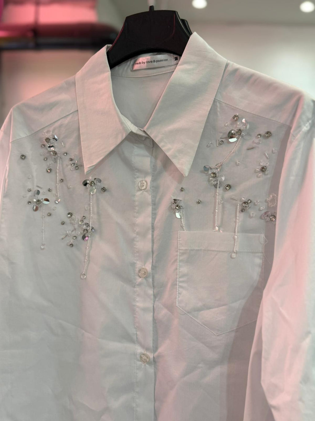 Camicia over con dettagli gioiello argento
