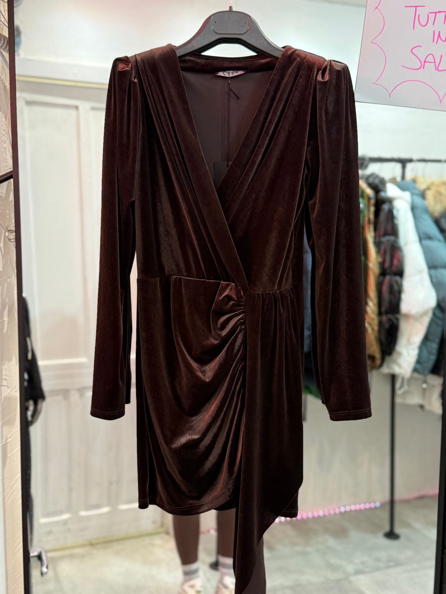 Vestito in velluto con elastico in vita e spalline (taglia unica )