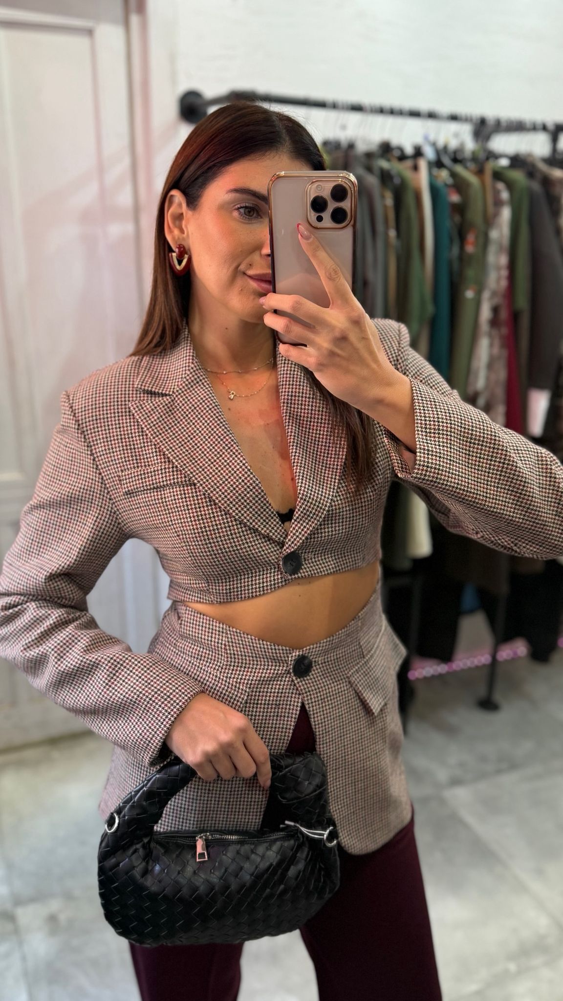 Giacca/blazer in pie de poule con spalline e apertura sul davanti .