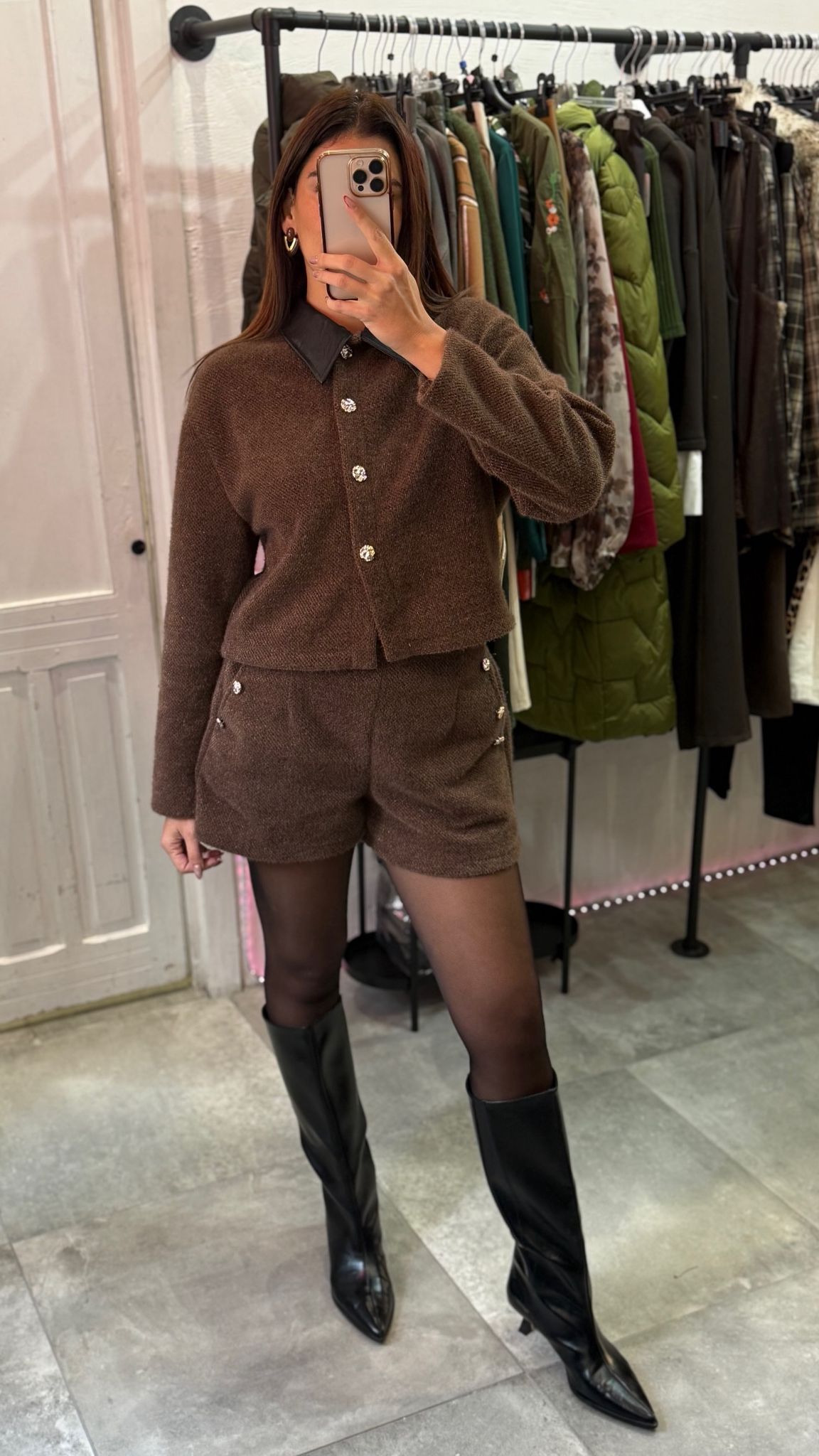 Completo in maglia con giacca. (taglia unica )