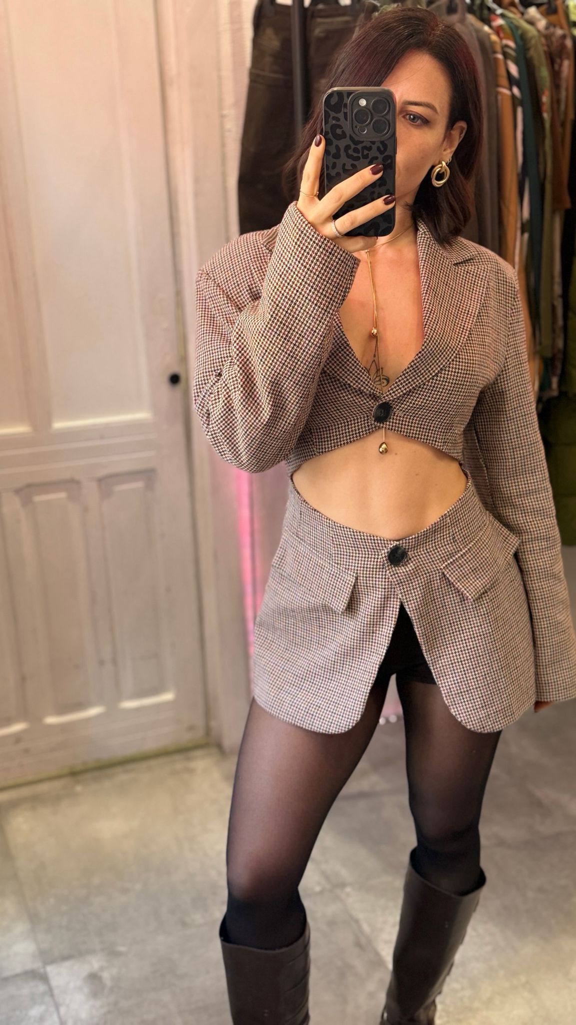 Giacca/blazer in pie de poule con spalline e apertura sul davanti .