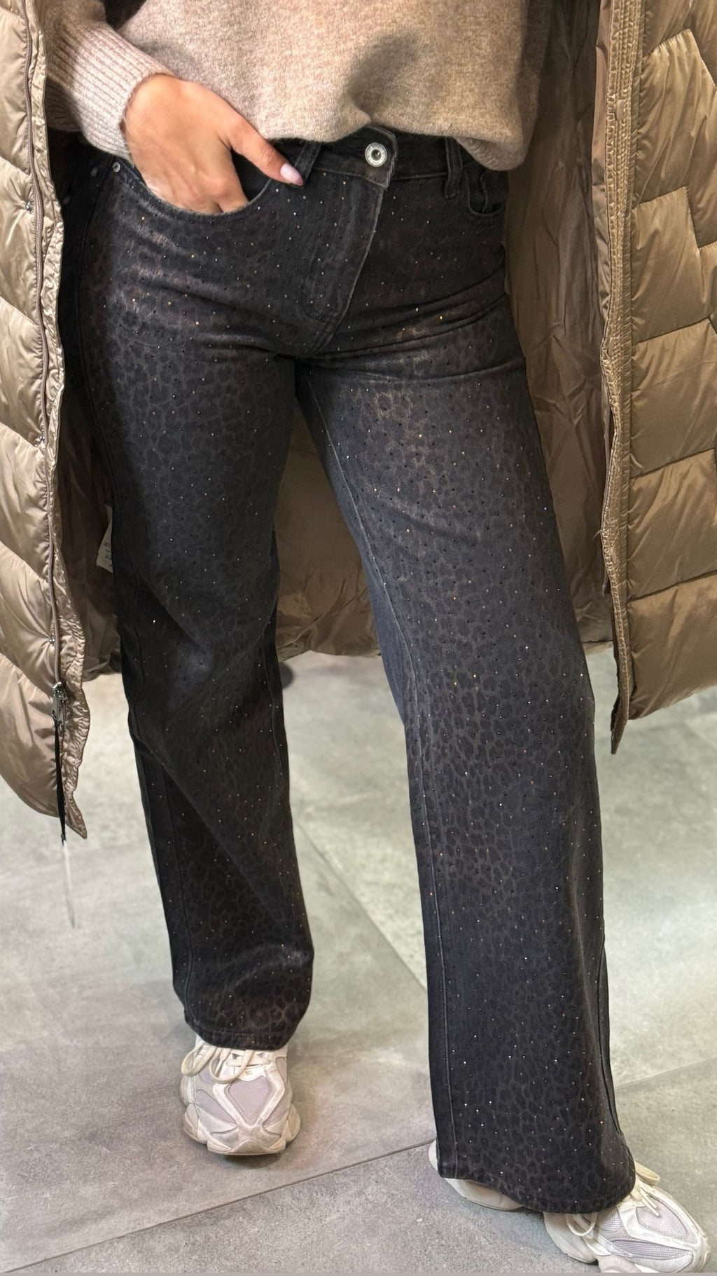 Jeans Maculato con strass oro