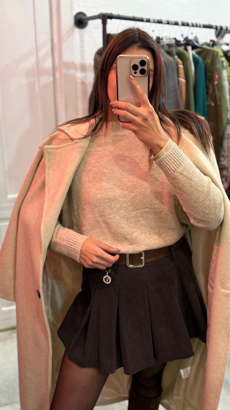 Capotto con spilla ( taglia unica )